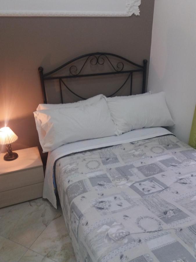 B&Bhotel Emmanuel Napoli Kültér fotó