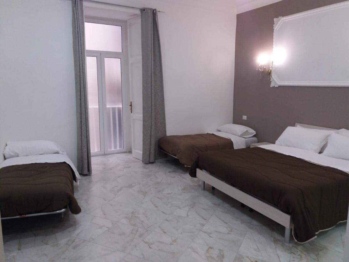 B&Bhotel Emmanuel Napoli Kültér fotó